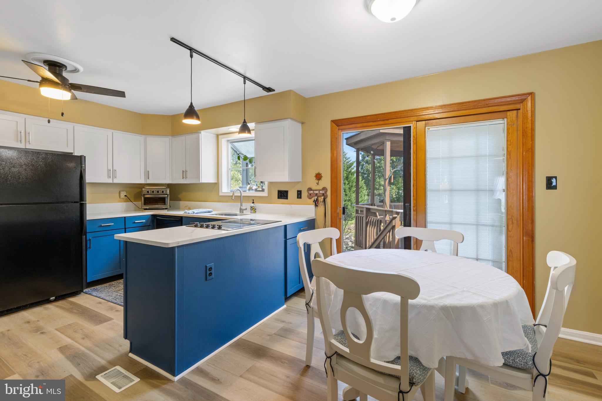 9209 Ramblebrook Road Baltimore, MD 21236 - Photo 10 of 54 Kitchen