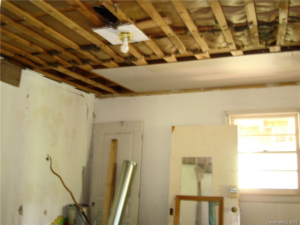 2724 St Marks Church Road Crouse, NC 28033 - Photo 9 of 14 Gallery Image 9