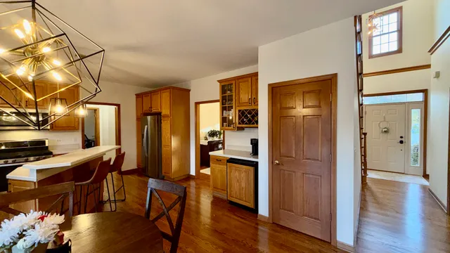 $640,000 | 24616 Lincolnway Street, Plainfield, IL 60544