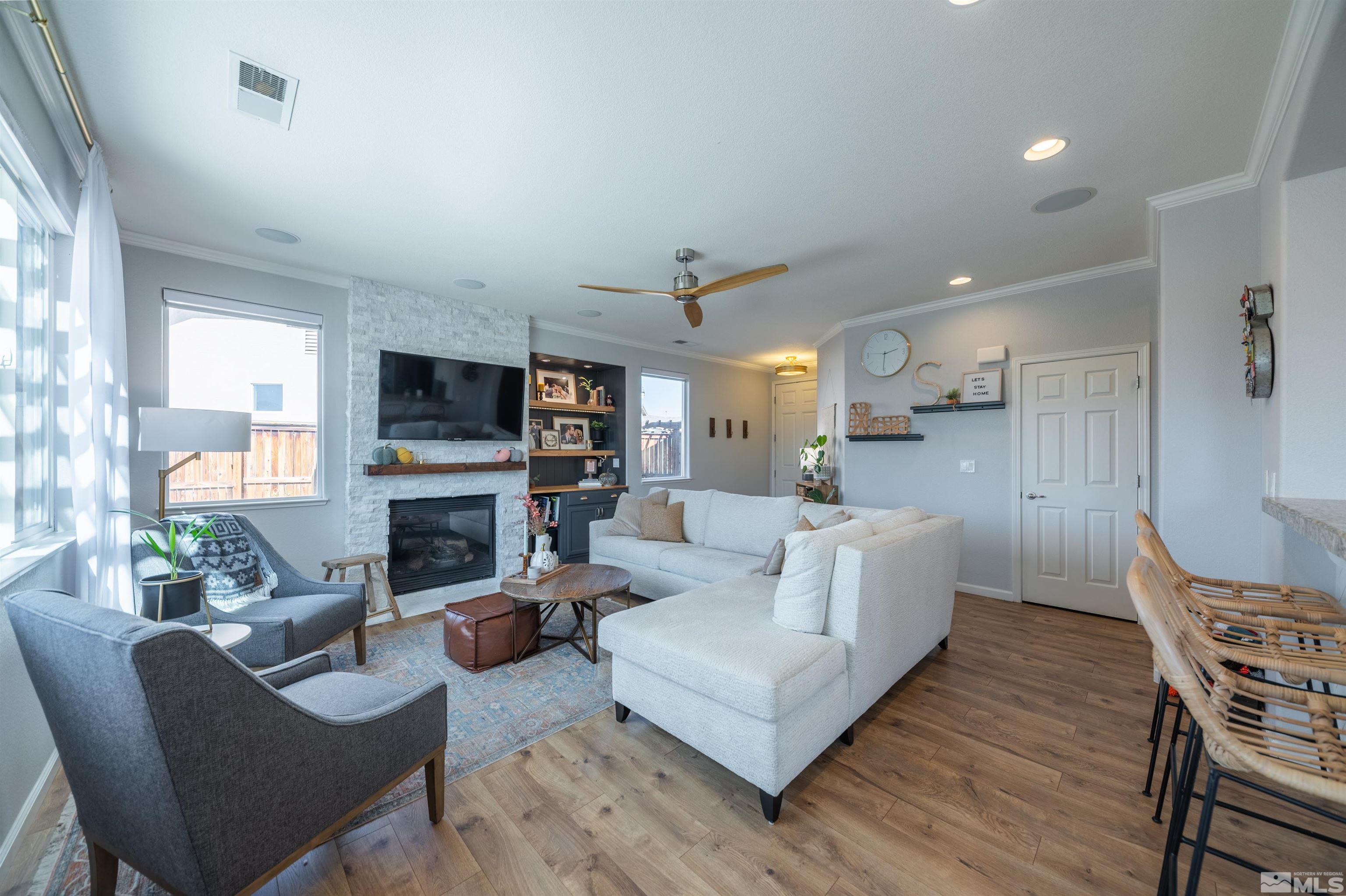 1723 Canyon Shadow Circle Reno, NV 89521 - Photo 8 of 33 Photo 8