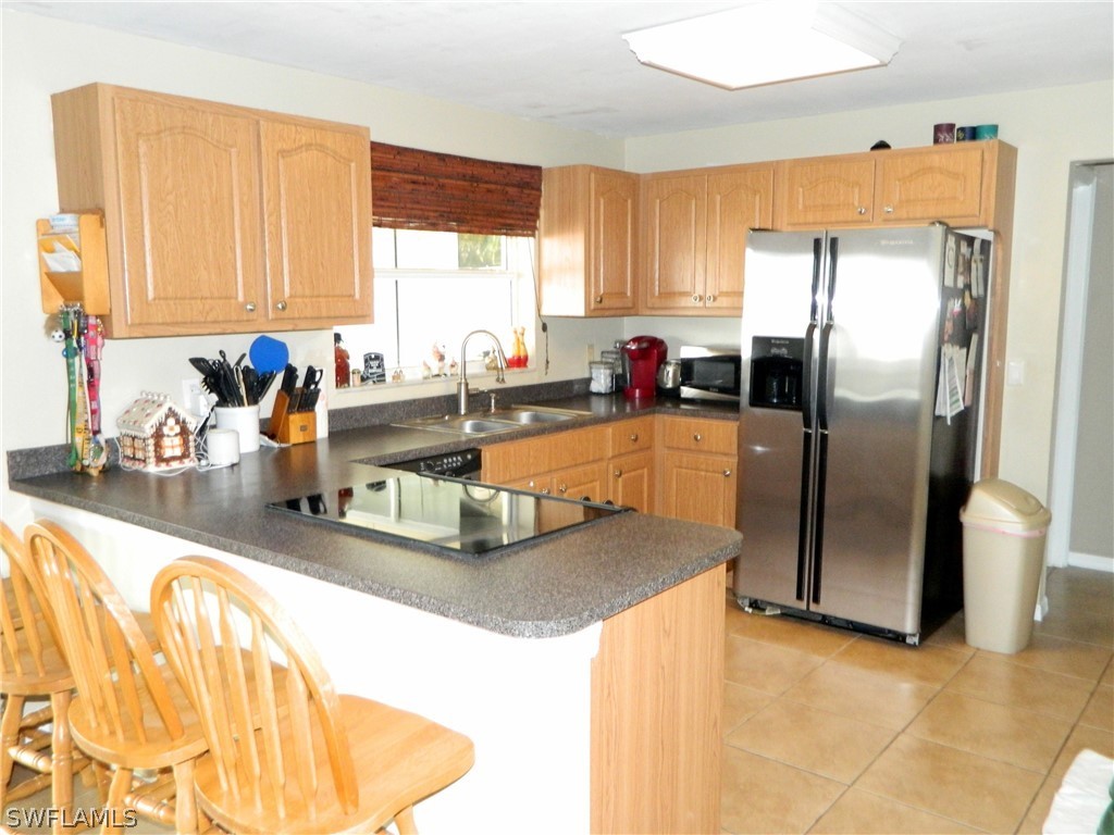1605 North Mayfair Road Fort Myers, FL 33919 - Photo 7 of 23 Gallery Image 7