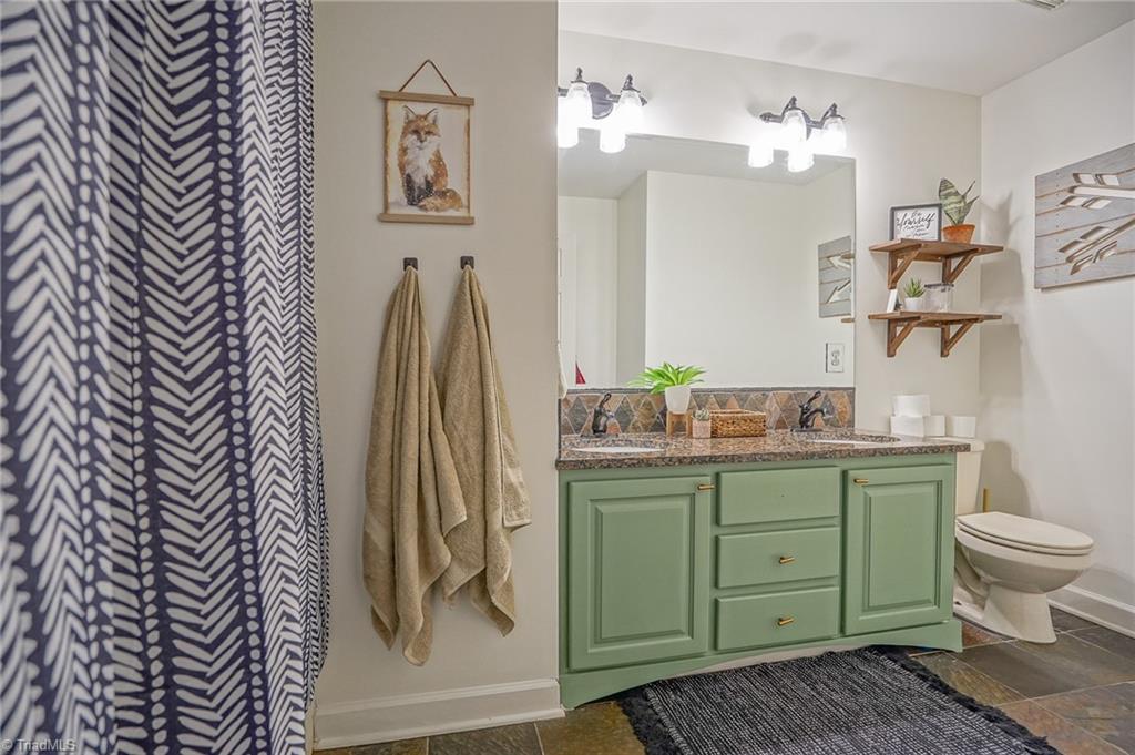 2095 Rhodes Road Lexington, NC 27292 - Photo 32 of 42 Gallery Image 32