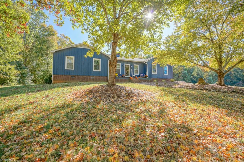 2095 Rhodes Road Lexington, NC 27292 - Photo 7 of 42 Gallery Image 7