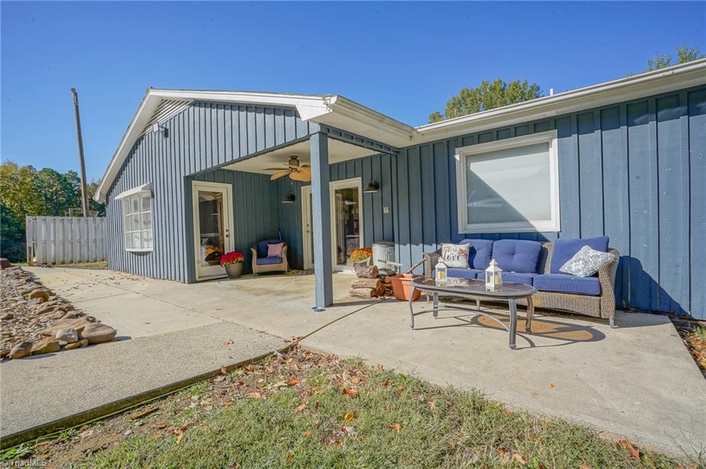2095 Rhodes Road Lexington, NC 27292 - Photo 10 of 42 Gallery Image 10