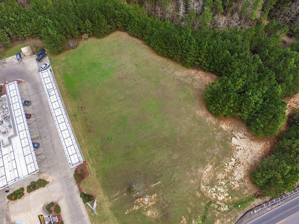 0 Fm 190 Onalaska, TX 77360 - Photo 2 of 12 a view of a small yard