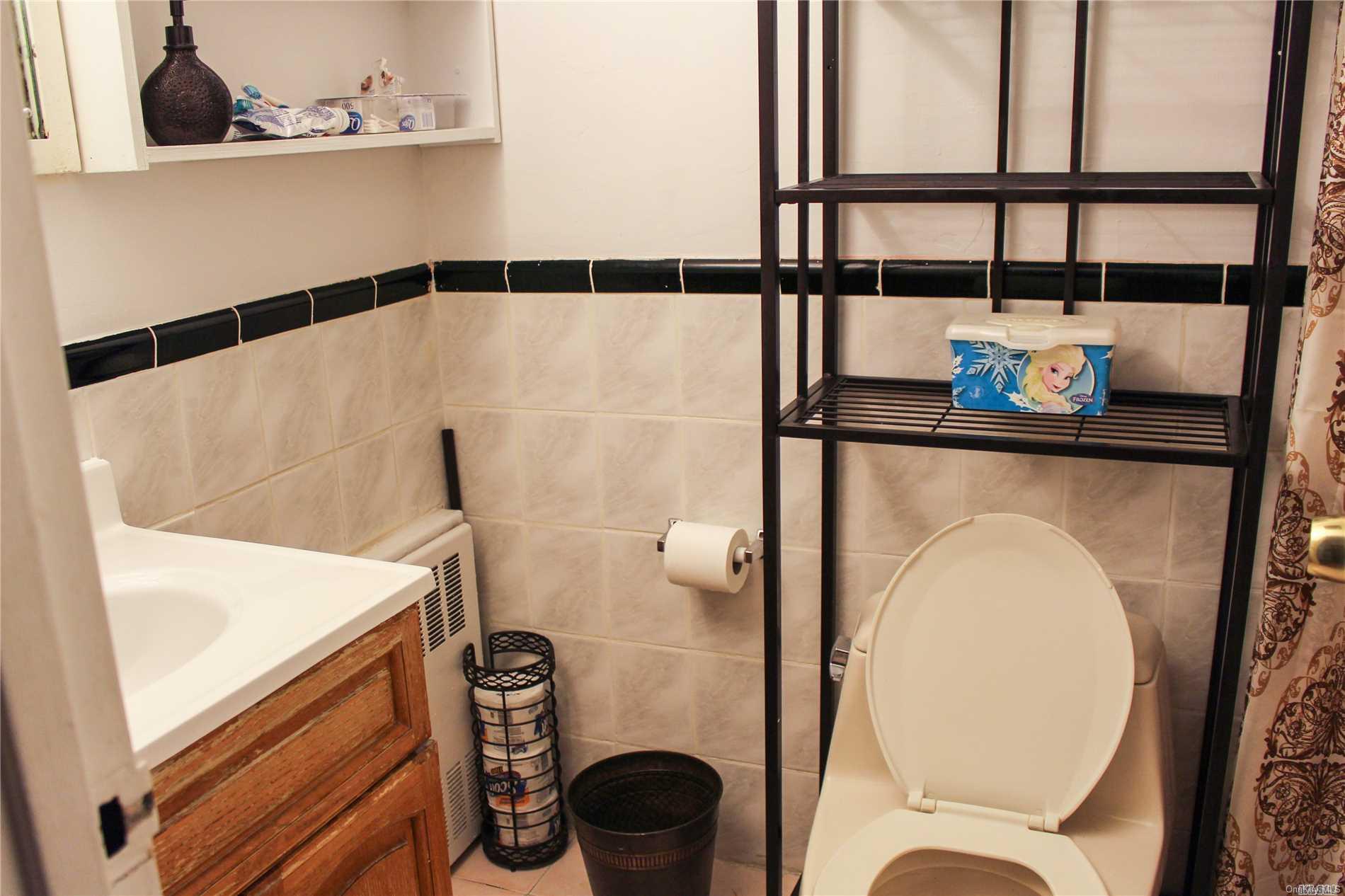 75-30 86th Road Queens, NY 11421 - Photo 12 of 17