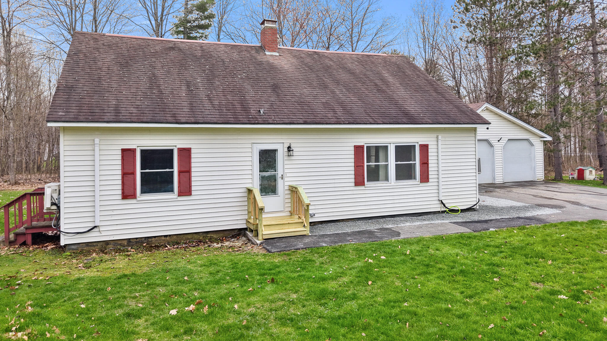 21 Goodwin Street Newport, ME 04953 - Photo 5 of 50 dji_fly_20260429_161958_0096_17774943267