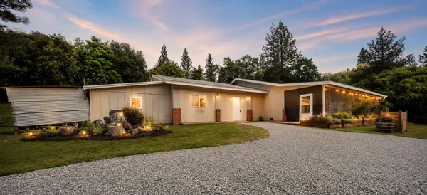 $395,000 | 20045 Jesus Maria Road, Mokelumne Hill, CA 95245