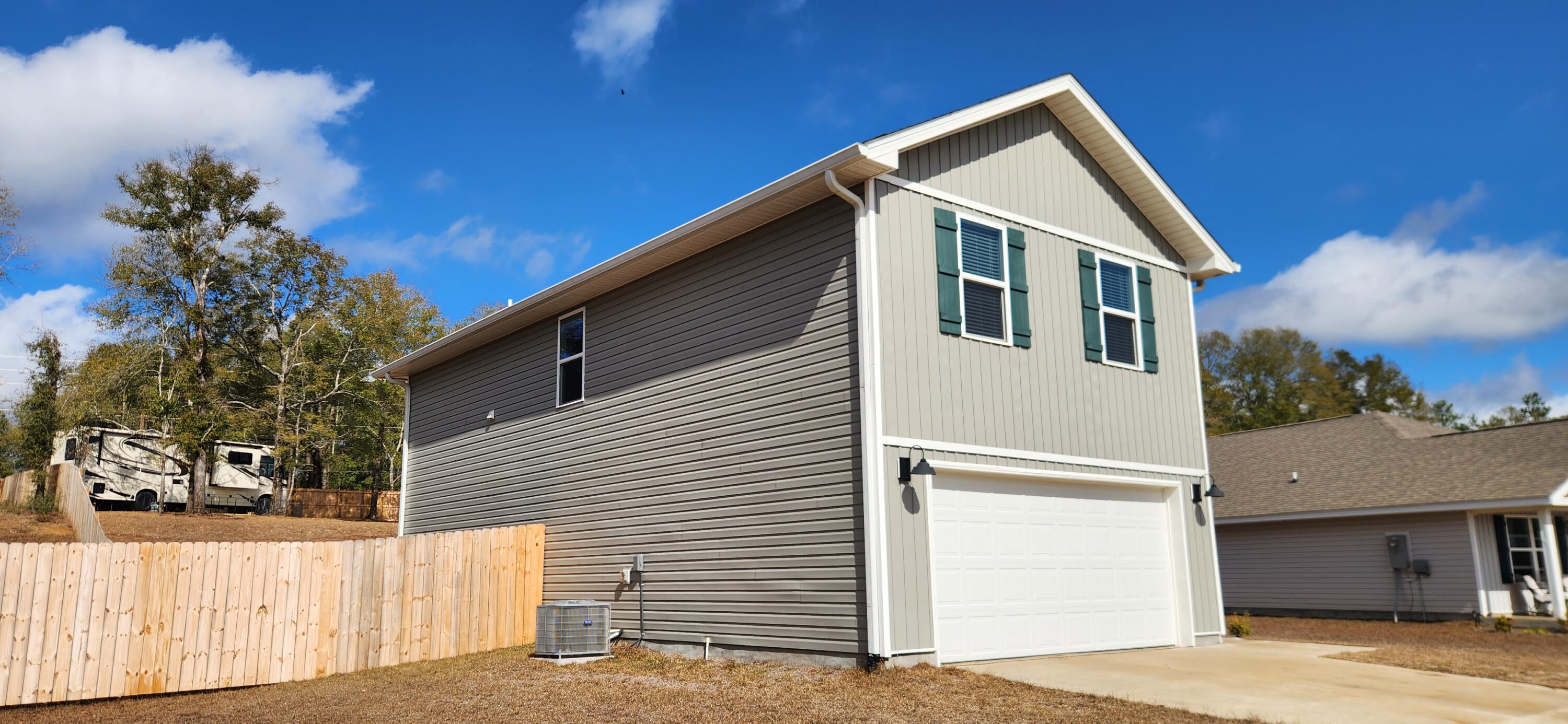 118 Brendas Way Crestview, FL 32536 - Photo 3 of 29 20260215_102942