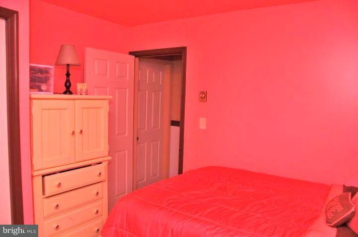 2236 Shumaker Road Manheim, PA 17545 - Photo 19 of 34