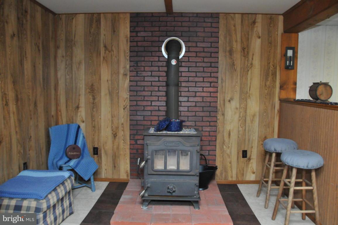 2236 Shumaker Road Manheim, PA 17545 - Photo 27 of 34