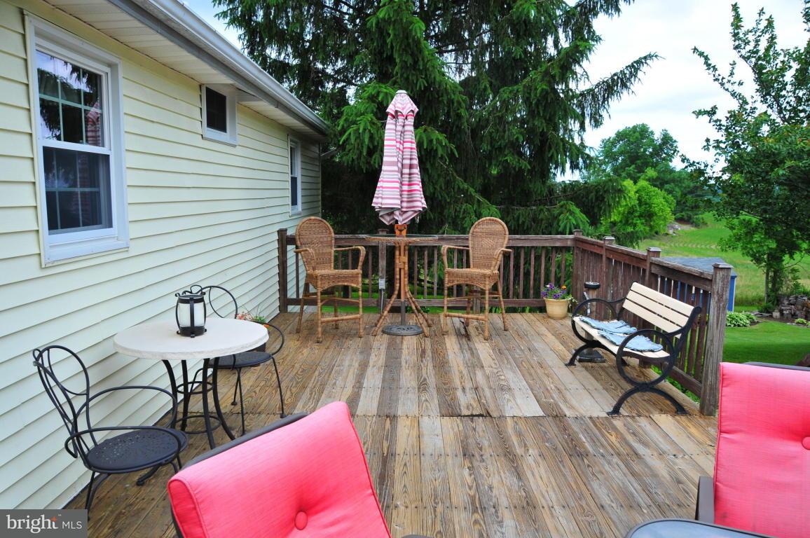 2236 Shumaker Road Manheim, PA 17545 - Photo 32 of 34