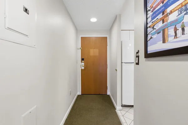 $300,000 | 48 Cooper Memorial Drive, Unit 213/213A, Lincoln, NH 03251