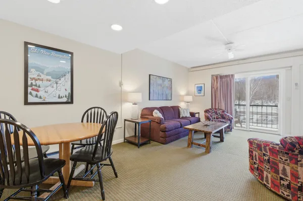 $300,000 | 48 Cooper Memorial Drive, Unit 213/213A, Lincoln, NH 03251