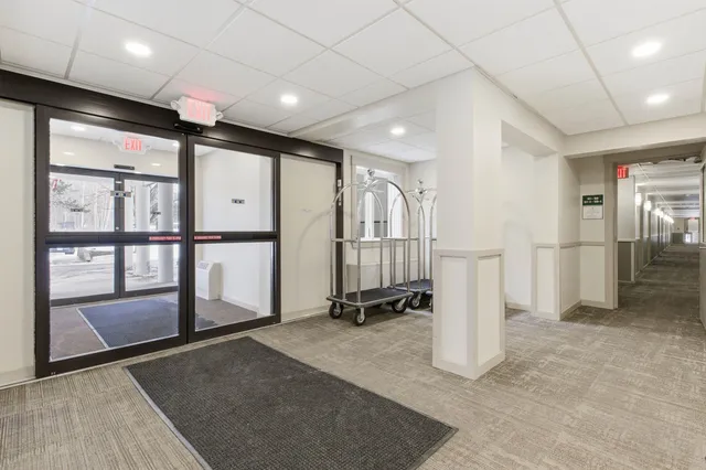 $300,000 | 48 Cooper Memorial Drive, Unit 213/213A, Lincoln, NH 03251