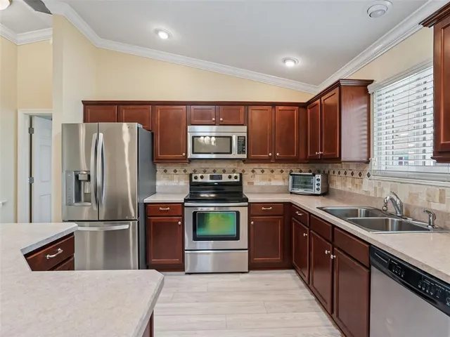 $374,999 | 2360 Hopespring Loop, The Villages, FL 32162