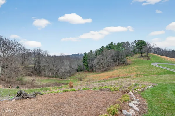 $411,000 | 329 Mill Creek Road, Chilhowie, VA 24319