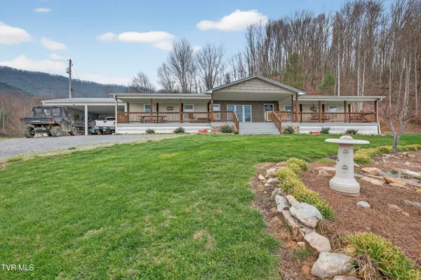 $411,000 | 329 Mill Creek Road, Chilhowie, VA 24319