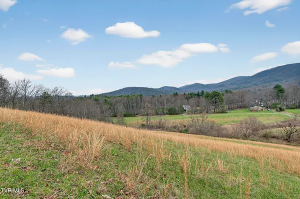 $411,000 | 329 Mill Creek Road, Chilhowie, VA 24319