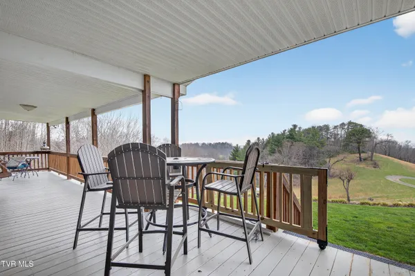 $411,000 | 329 Mill Creek Road, Chilhowie, VA 24319