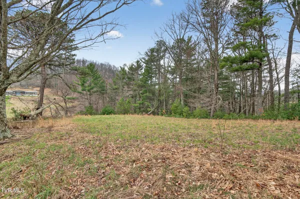 $411,000 | 329 Mill Creek Road, Chilhowie, VA 24319