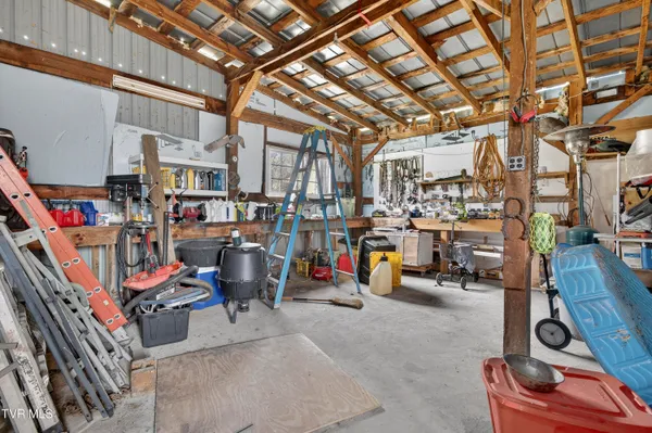 $411,000 | 329 Mill Creek Road, Chilhowie, VA 24319