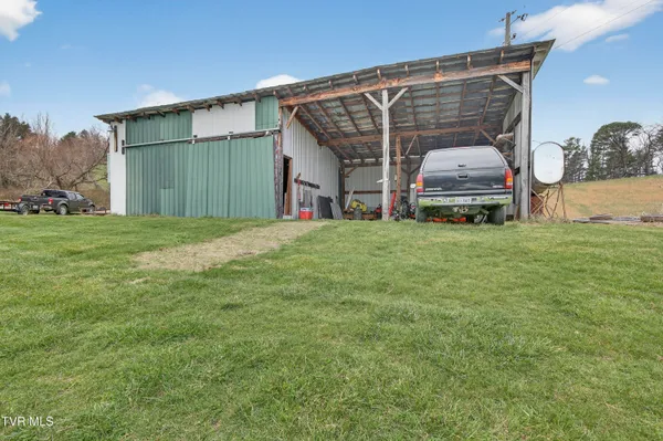 $411,000 | 329 Mill Creek Road, Chilhowie, VA 24319