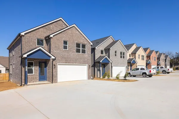 $2,600 | 445 Sand Hill Road, La Vergne, TN 37086