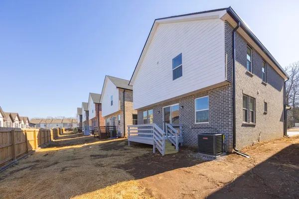 $2,600 | 445 Sand Hill Road, La Vergne, TN 37086