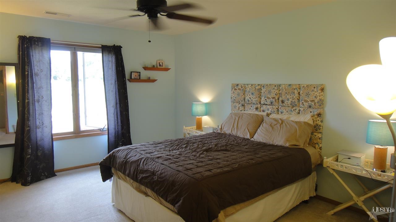 1009 Cross Pointe Decatur, IN 46733 - Photo 11 of 25