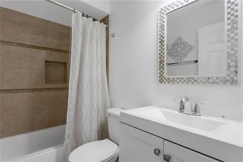 $299,900 | 2916 West Crest Avenue, Tampa, FL 33614