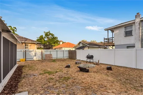 $299,900 | 2916 West Crest Avenue, Tampa, FL 33614