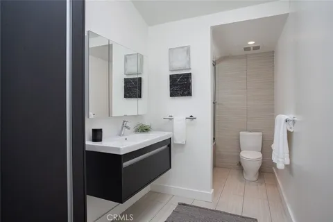 $7,495,000 | 11 Greenbriar Lane, Newport Beach, CA 92660