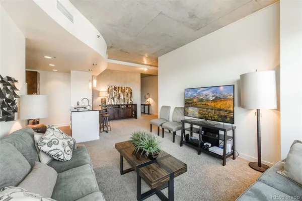 $2,250 | 891 14th Street, Unit 3016, Denver, CO 80202