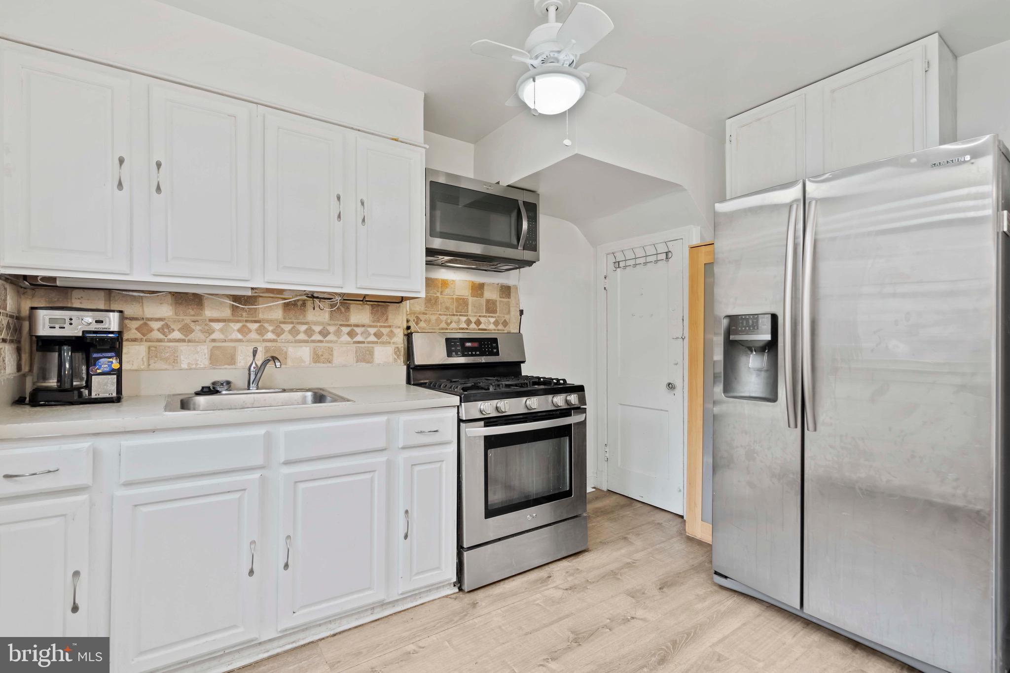 1915 Ridge Place Southeast Washington, DC 20020 - Photo 15 of 28 Kitchen
