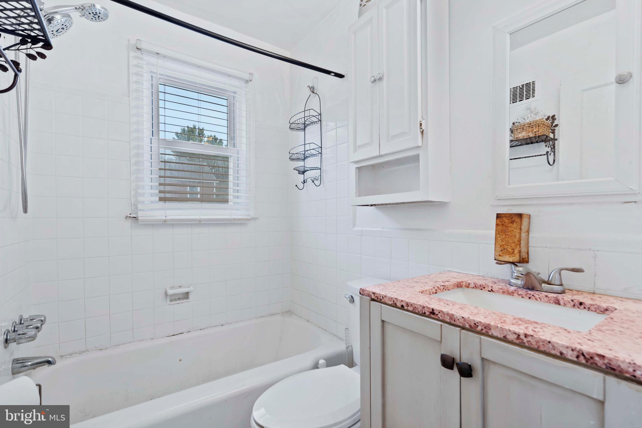 1915 Ridge Place Southeast Washington, DC 20020 - Photo 19 of 28 Bathroom
