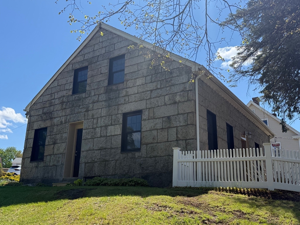 2294 Providence Road Northbridge, MA 01534 - Photo 24 of 26 Gallery Image 24