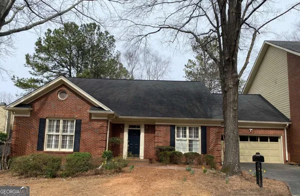 $3,800 | 7155 Roswell Road, Unit 42, Sandy Springs, GA 30328