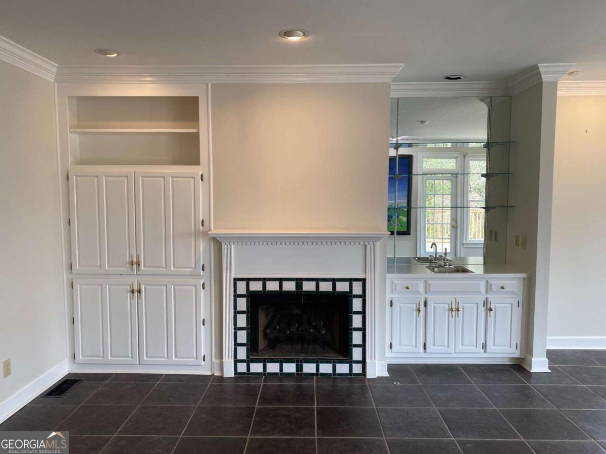 7155 Roswell Road, Unit 42 Sandy Springs, GA 30328 - Photo 11 of 38