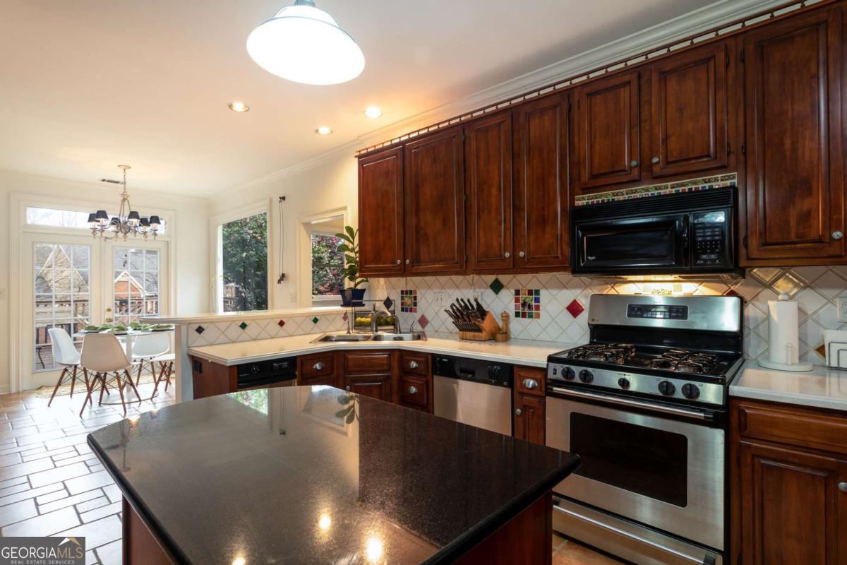 7155 Roswell Road, Unit 42 Sandy Springs, GA 30328 - Photo 20 of 38