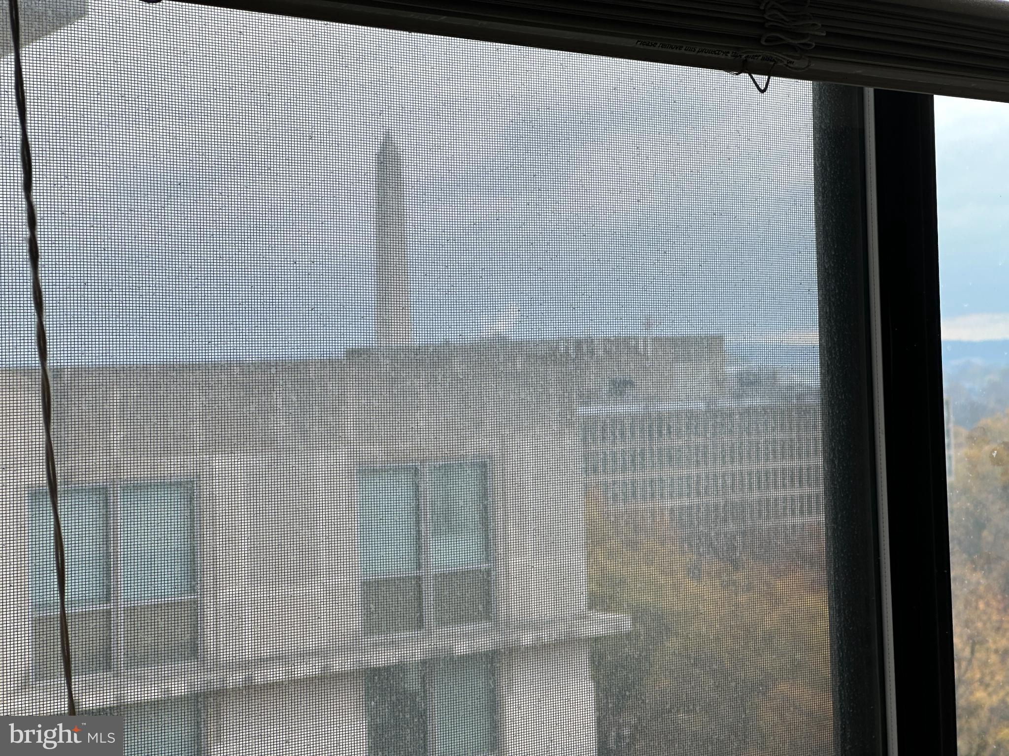 522 21st Street Northwest, Unit 1003 Washington, DC 20037 - Photo 3 of 15 a bathroom with a shower