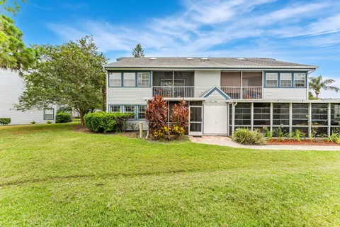 $185,000 | 4880 Lake Waterford Way West, Unit 3220, Melbourne, FL 32901