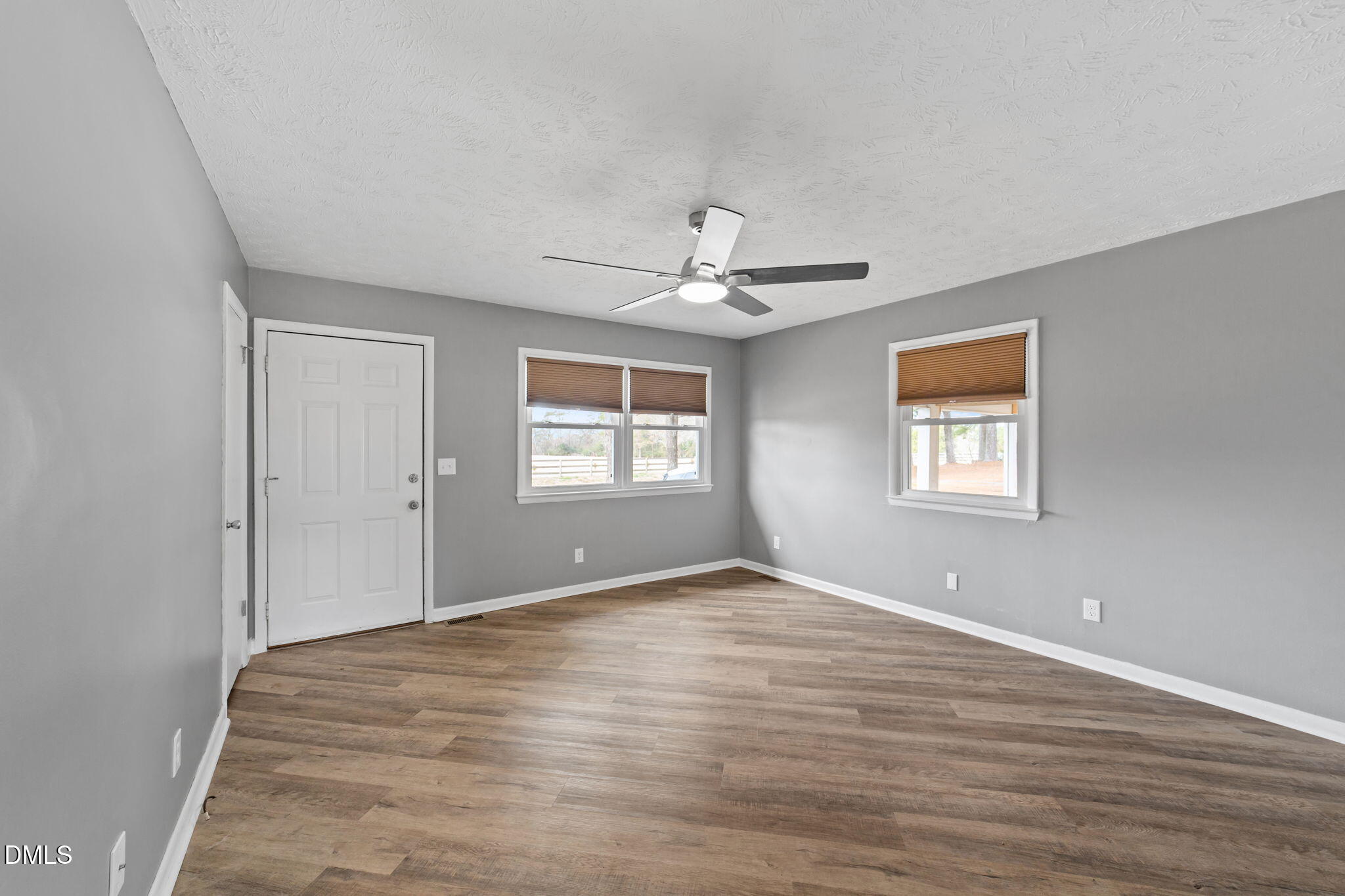 3398 Meadowlark Road Dunn, NC 28334 - Photo 8 of 40 20-web-or-mls-VB4A9342