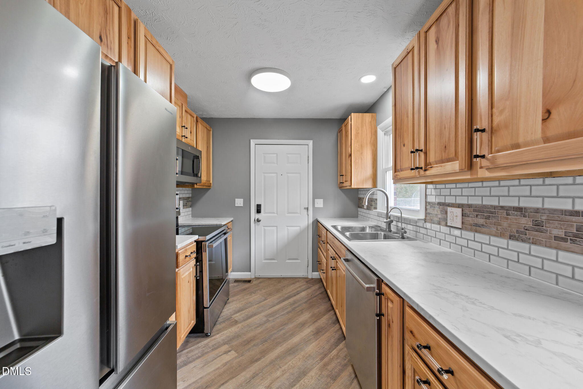 3398 Meadowlark Road Dunn, NC 28334 - Photo 9 of 40 21-web-or-mls-VB4A9345