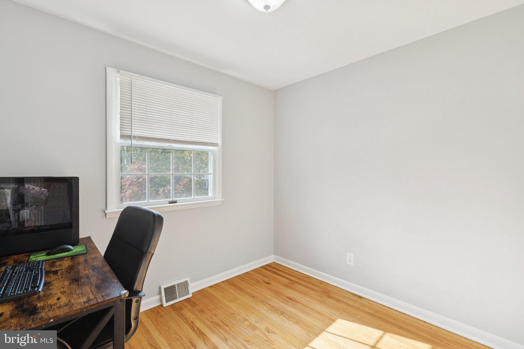 407 Yorkshire Road Cherry Hill, NJ 08034 - Photo 29 of 62 a workspace with furniture and a window