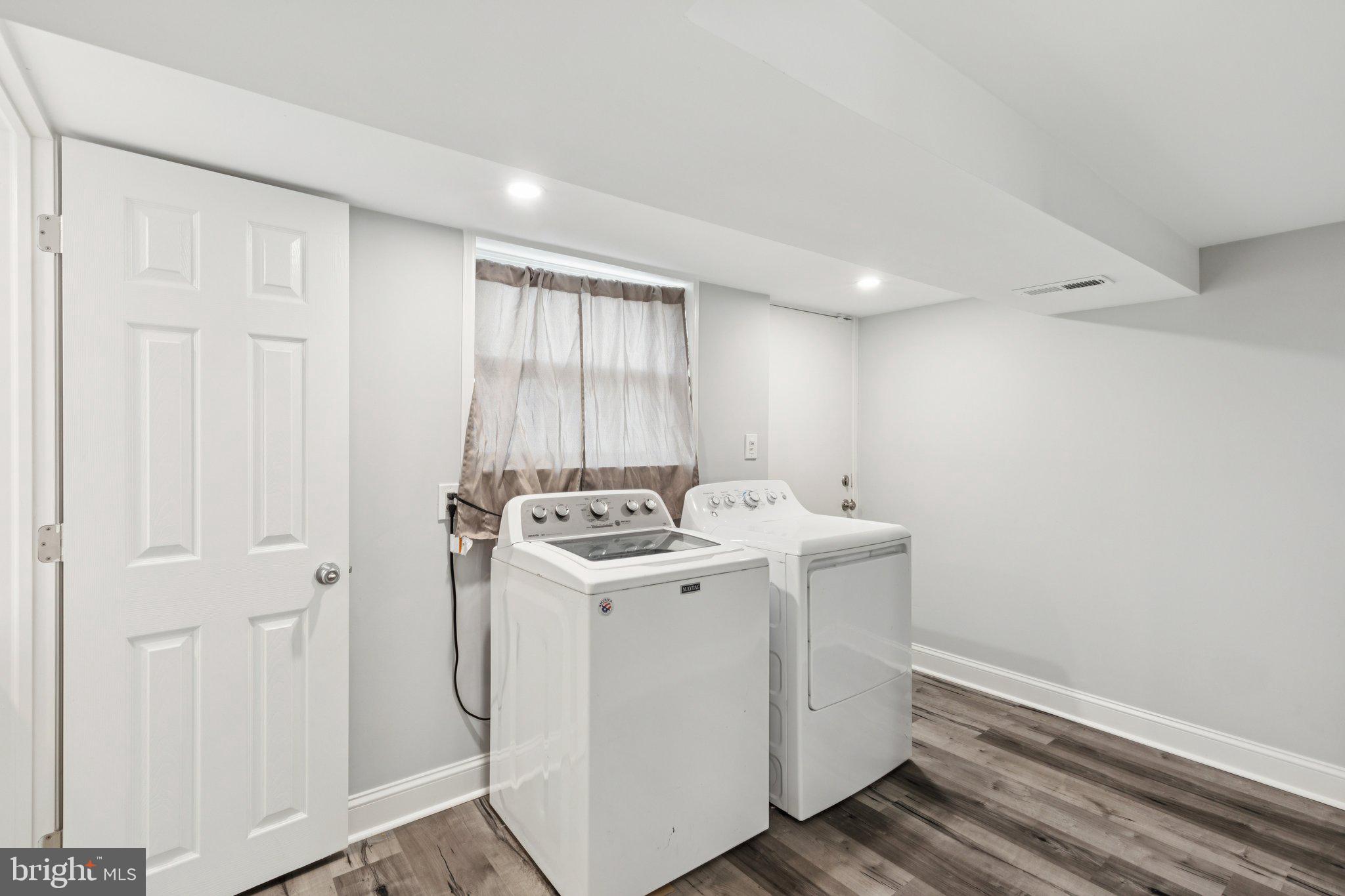 407 Yorkshire Road Cherry Hill, NJ 08034 - Photo 40 of 62 a utility room with dryer and washer
