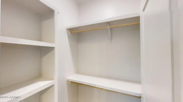 $189,900 | 9916 Lou Ella Road, Kaplan, LA 70548