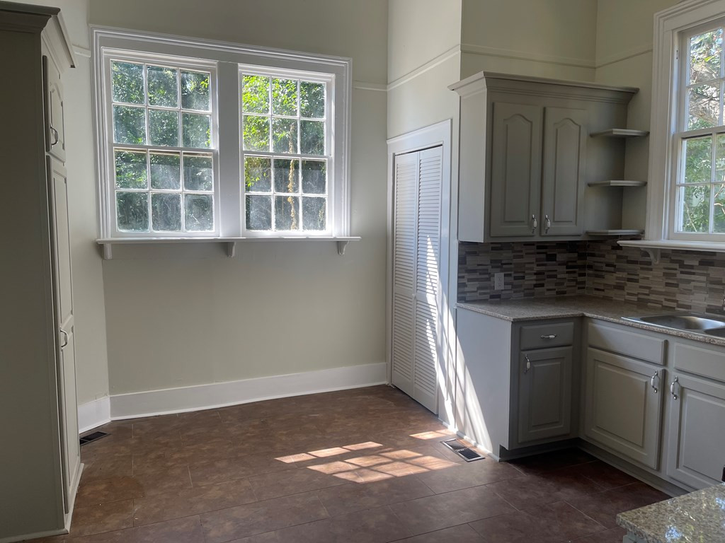 8 Warren Street Sumter, SC 29150 - Photo 9 of 56 Gallery Image 9