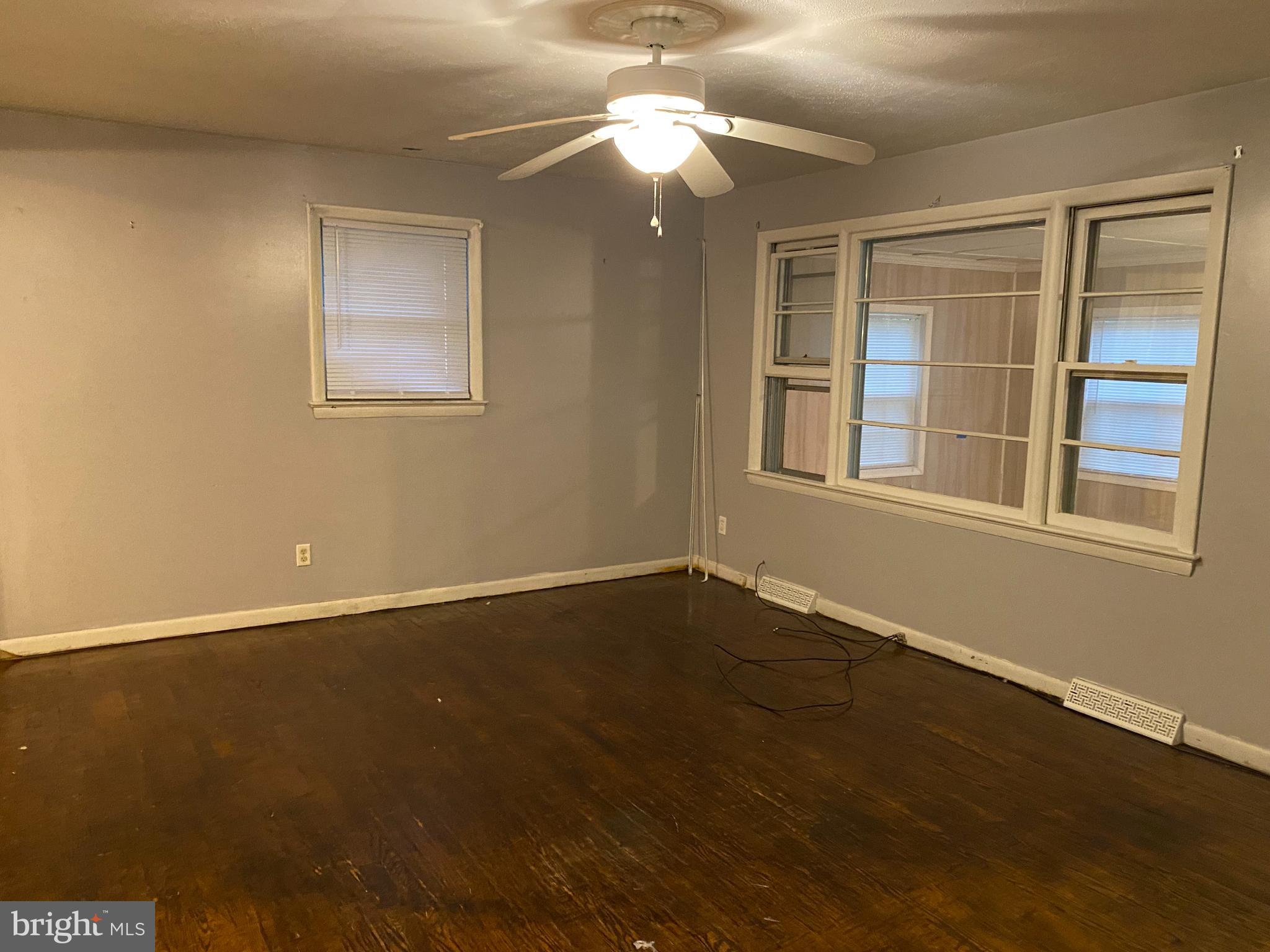 40099 Big Chestnut Road Leonardtown, MD 20650 - Photo 11 of 20 Living Room