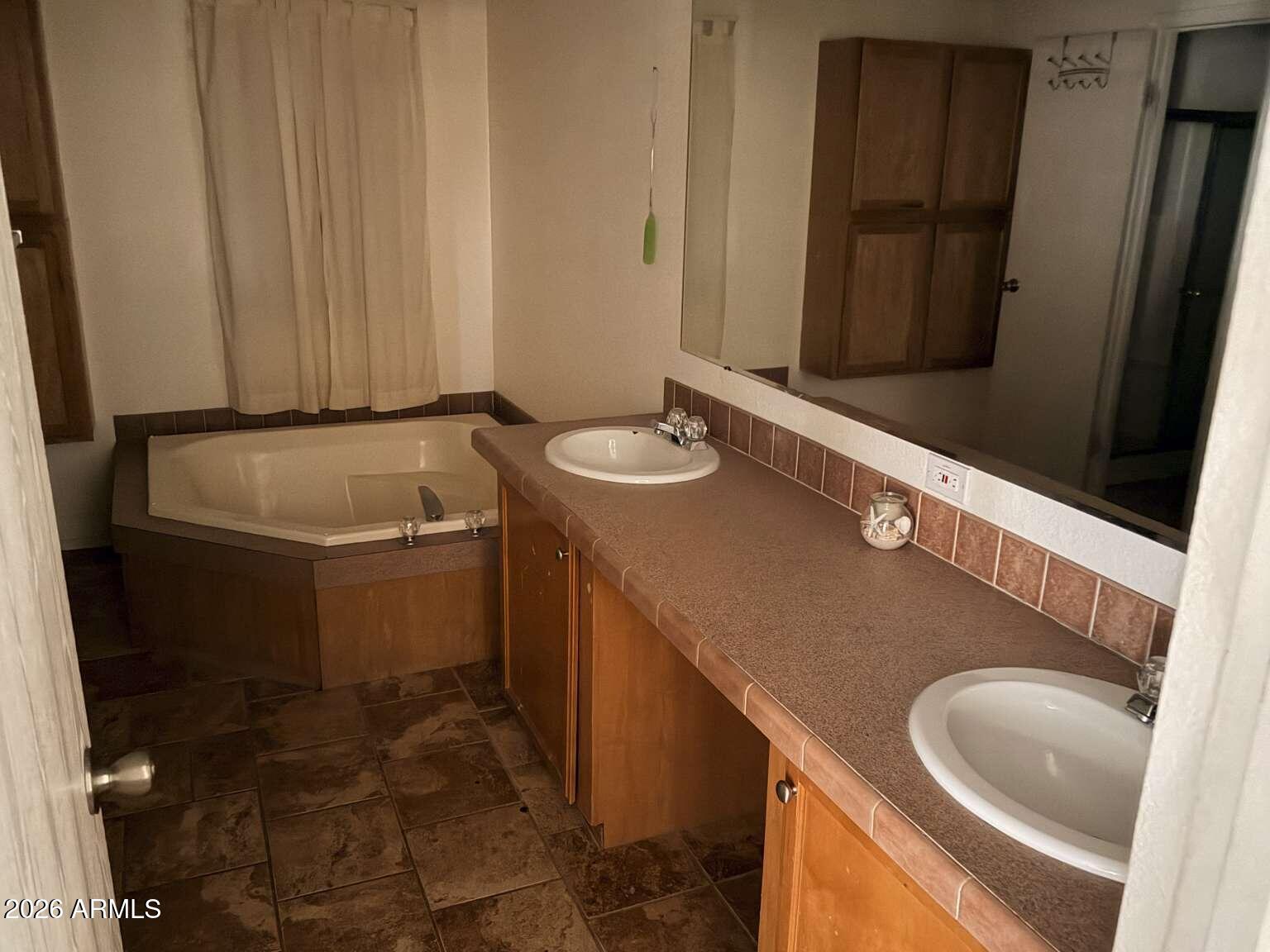 54166 West Sotol Road Maricopa, AZ 85139 - Photo 8 of 8 Fernandez.8